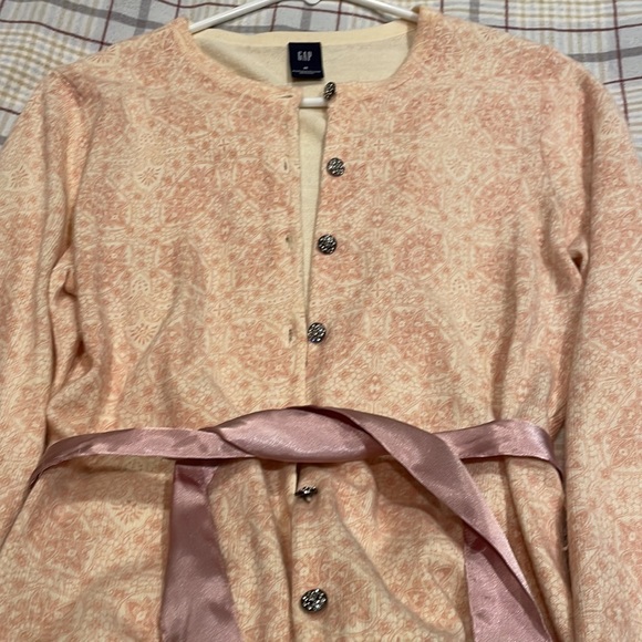 Gap m cardigan with jeweled buttons and satin ribbon belt peach & cream color - Picture 3 of 6